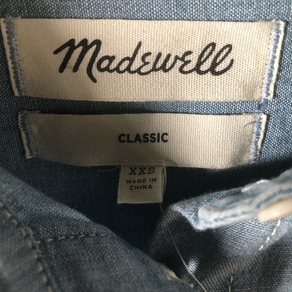 Madewell Classic Button-Up Shirt - Picture 7 of 8